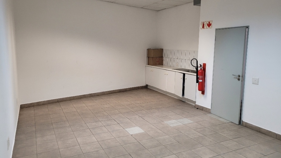 To Let Commercial Property for Rent in Epping Industrial Western Cape